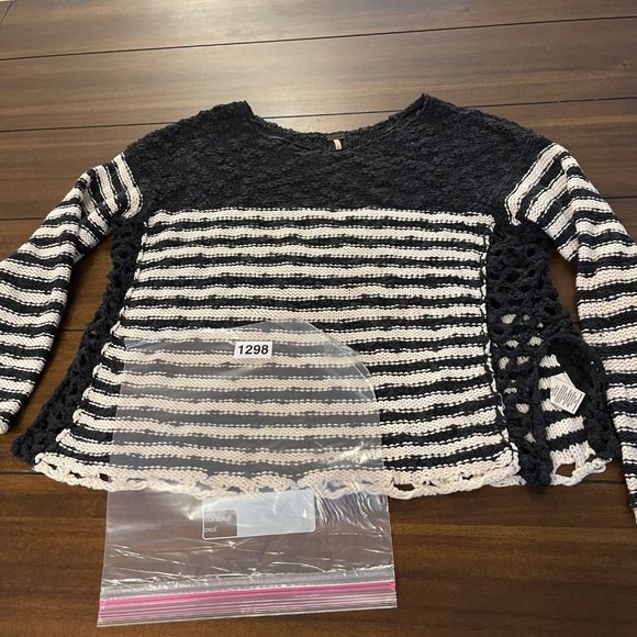 Free People Women's French Creek Sweater striped XS black cream knit - Picture 13 of 14